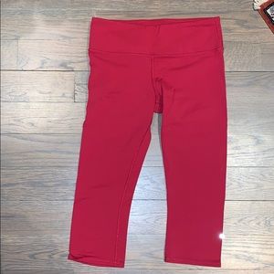 ALO Yoga Capri leggings